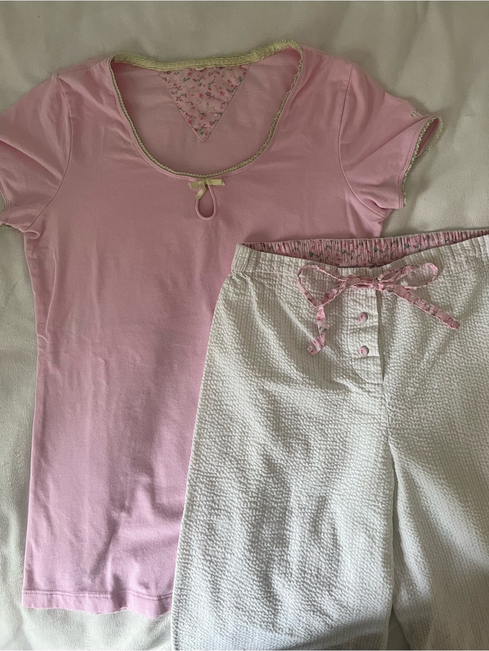 Jasmine Rose Vintage Pink Pajama Top with White Lounge Capri Pants Set